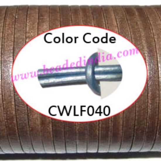 Picture of Leather Cords 1.5mm flat, metallic color - ice blue.