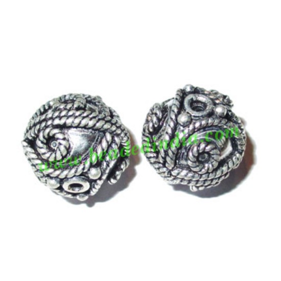 Picture of Silver Plated Fancy Beads, size: 17x17mm, weight: 6.34 grams.