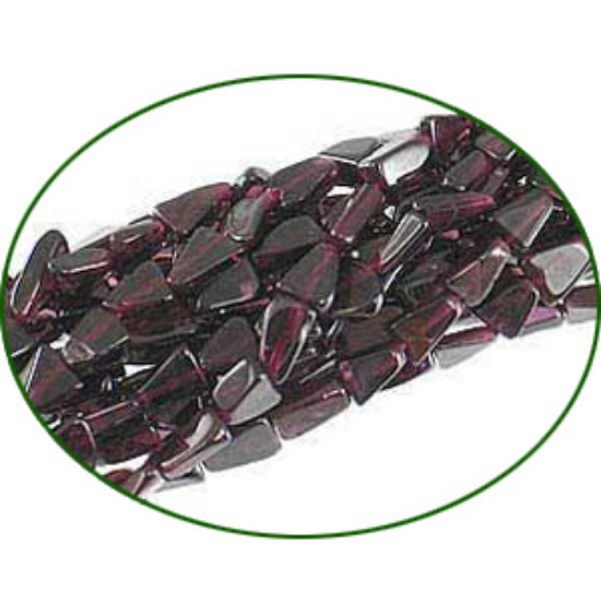 Picture of Fine Quality Garnet Triangle  Triangle, size: 4x7mm to 6x9mm