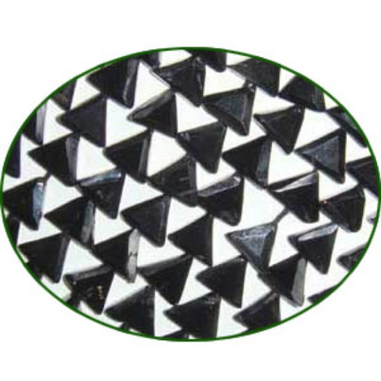 Picture of Fine Quality Black Spinal Faceted Flat Triangle, size: 5mm to 6mm